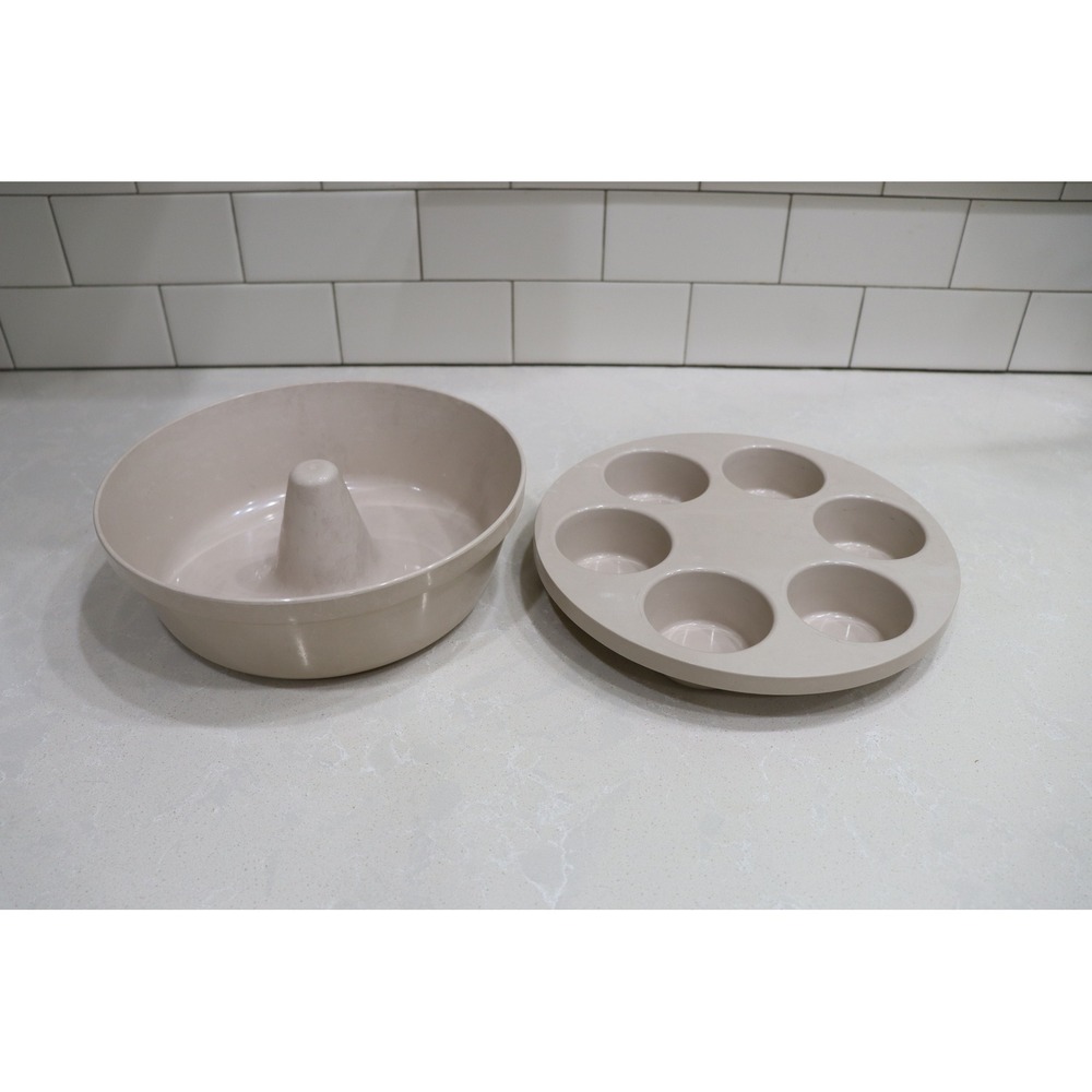Anchor Hocking MicroWare Ring Cake Pan Muffin Egg Poacher Set Tan PM459-T1 USA